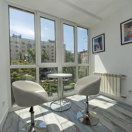 شقة Flat24 On Lesi Ukrainki 3 كييف المظهر الخارجي الصورة