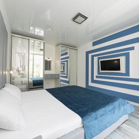 شقة Flat24 On Lesi Ukrainki 3 كييف المظهر الخارجي الصورة
