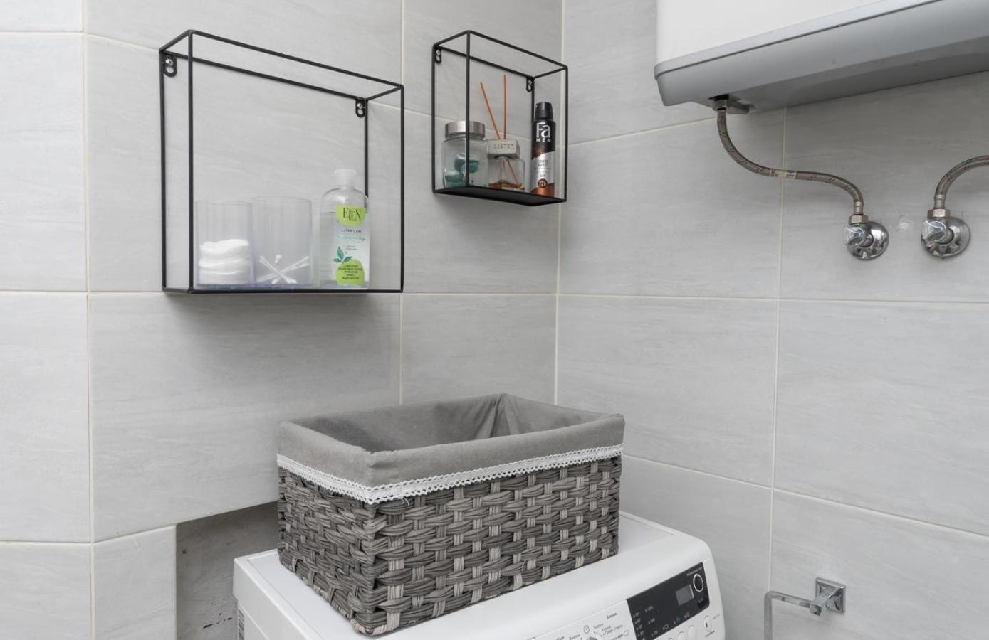 شقة Flat24 On Lesi Ukrainki 3 كييف المظهر الخارجي الصورة