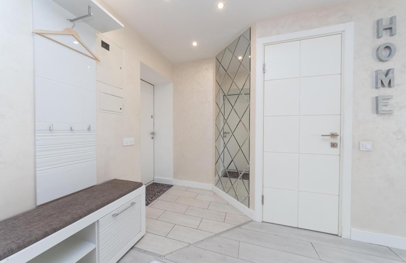 شقة Flat24 On Lesi Ukrainki 3 كييف المظهر الخارجي الصورة