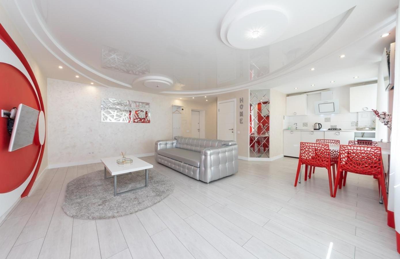 شقة Flat24 On Lesi Ukrainki 3 كييف المظهر الخارجي الصورة