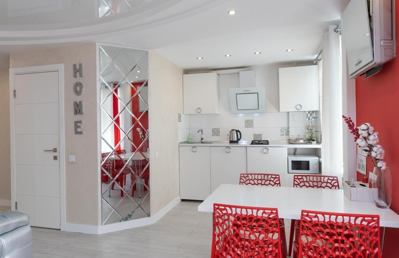 شقة Flat24 On Lesi Ukrainki 3 كييف المظهر الخارجي الصورة